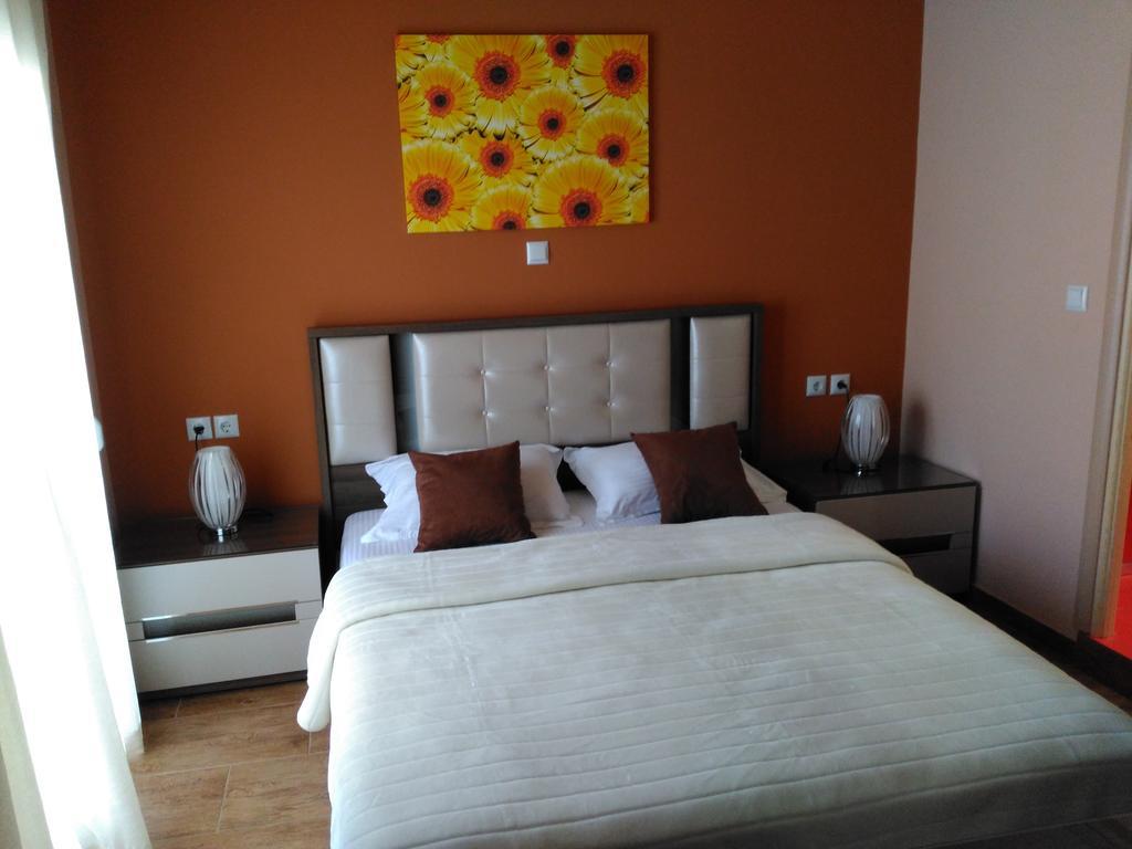 Paraskevi'S Luxury Studios ปาร์กา ภายนอก รูปภาพ